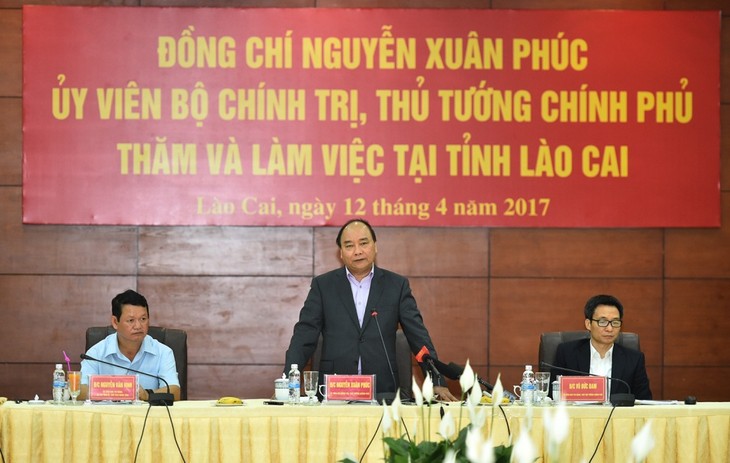 Lào Cai cần chú trọng phát triển kinh tế cửa khẩu - ảnh 1